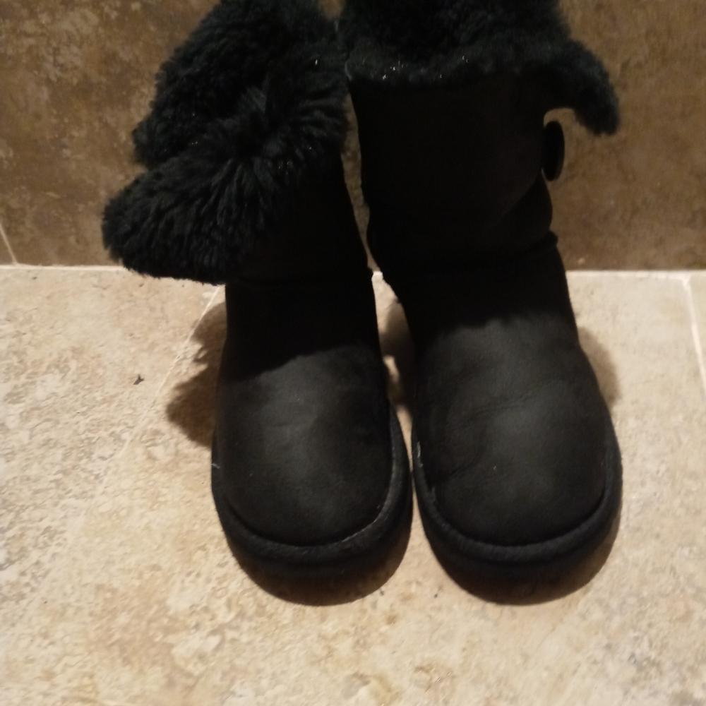 Ugg winter boots